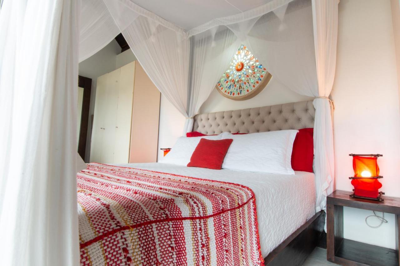 Olhos Verdes Guest House Bombinhas Exterior photo